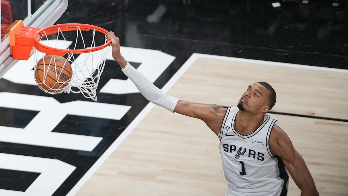 文班亚马：我认为自己能在NBA单场得到100分