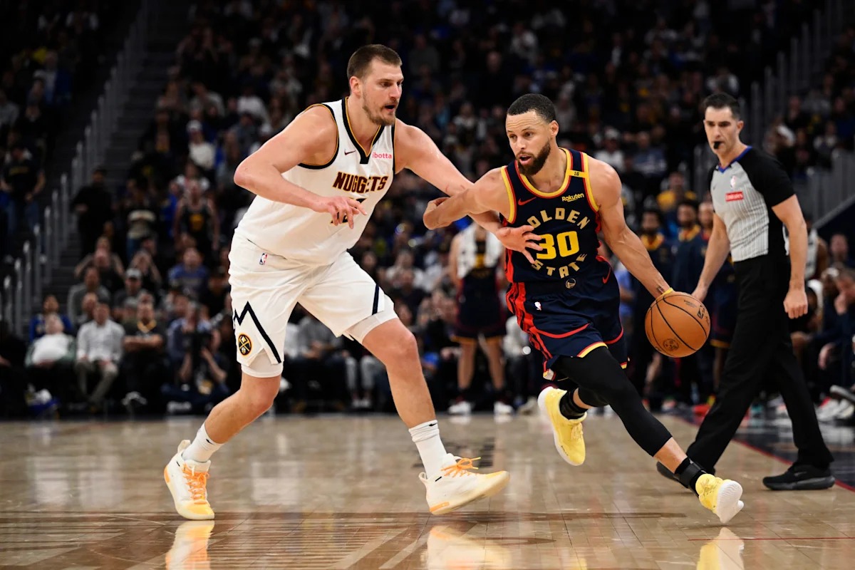 勇士主场迎战掘金，NBA圣诞大战压轴上演