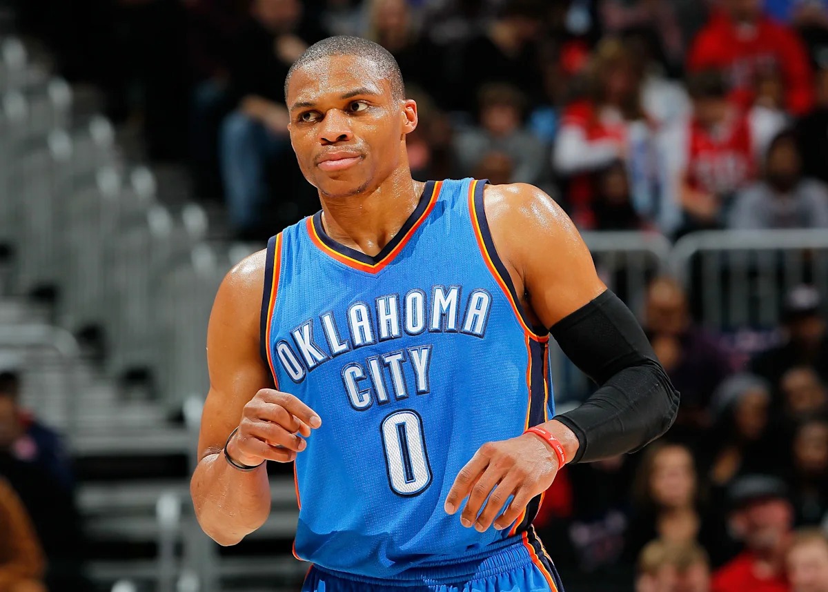 勒布朗·詹姆斯、扬尼斯·安特托昆博等NBA众星致敬拉塞尔·威斯布鲁克退役